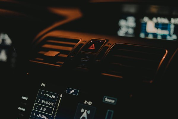 Vendre votre voiture d'occasion : guide complet des démarches clés